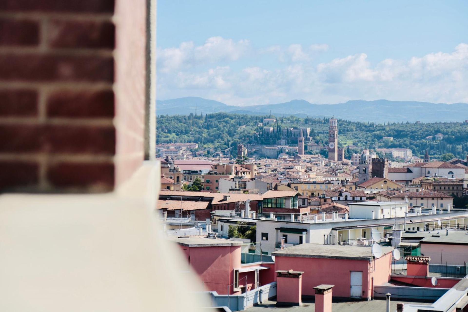 - Arena - Panoramic View - Central Apartment Verona Exterior photo